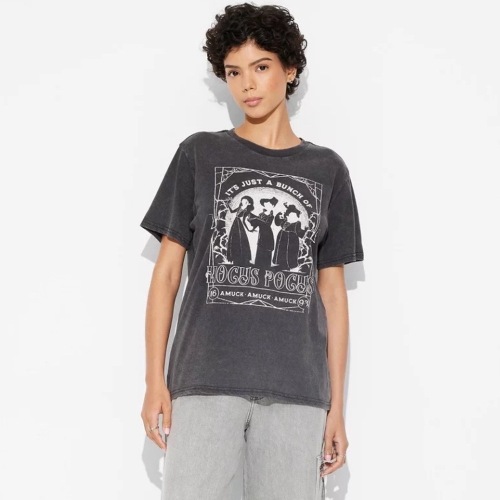 🌙DISNEY Hocus Pocus Graphic T-Shirt🌙